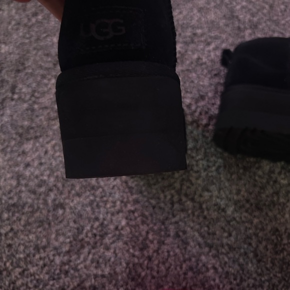 UGG Women's Classic Mini Black Platform Boots - Picture 12 of 16